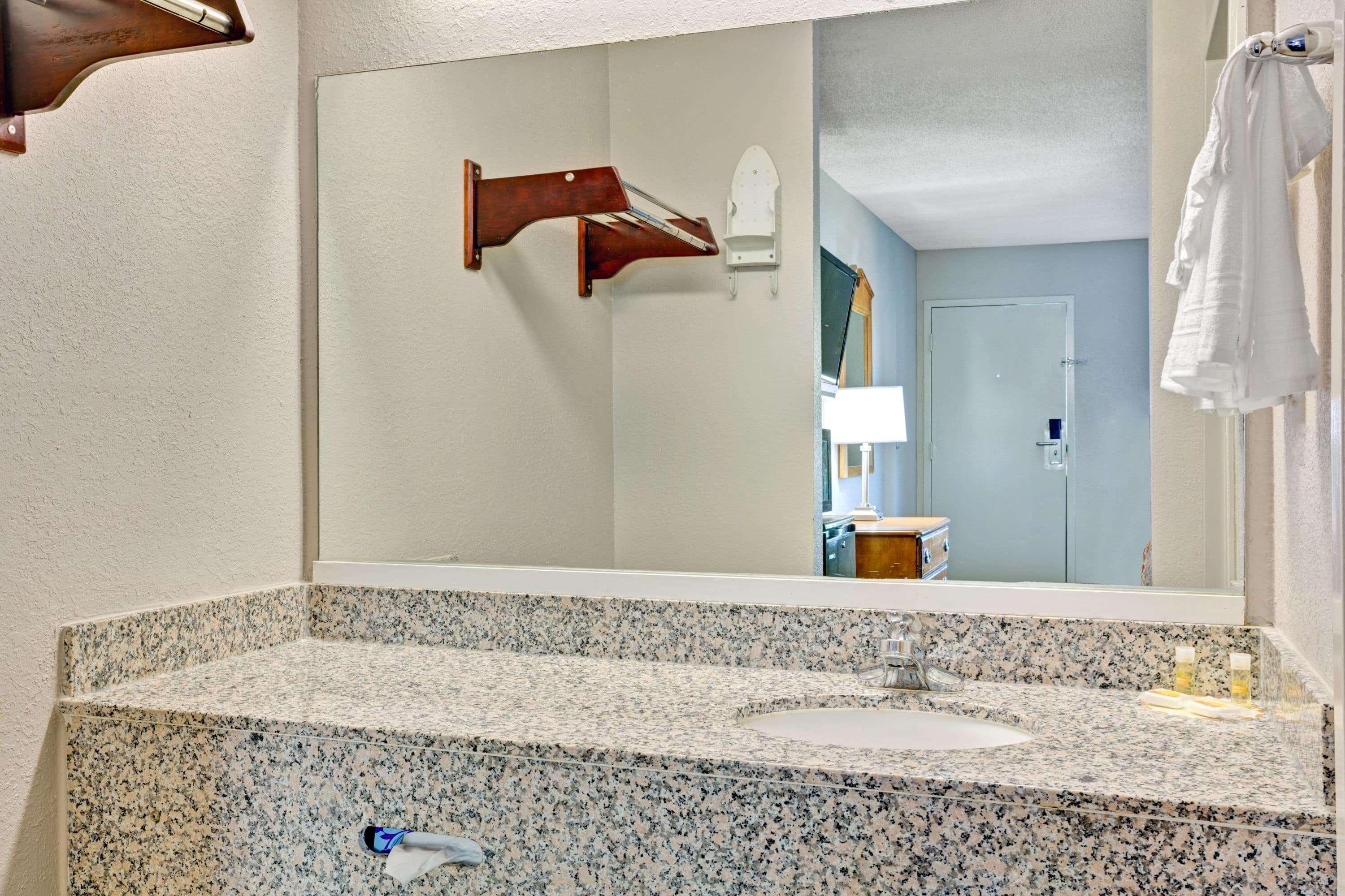 Days Inn By Wyndham Hernando Buitenkant foto
