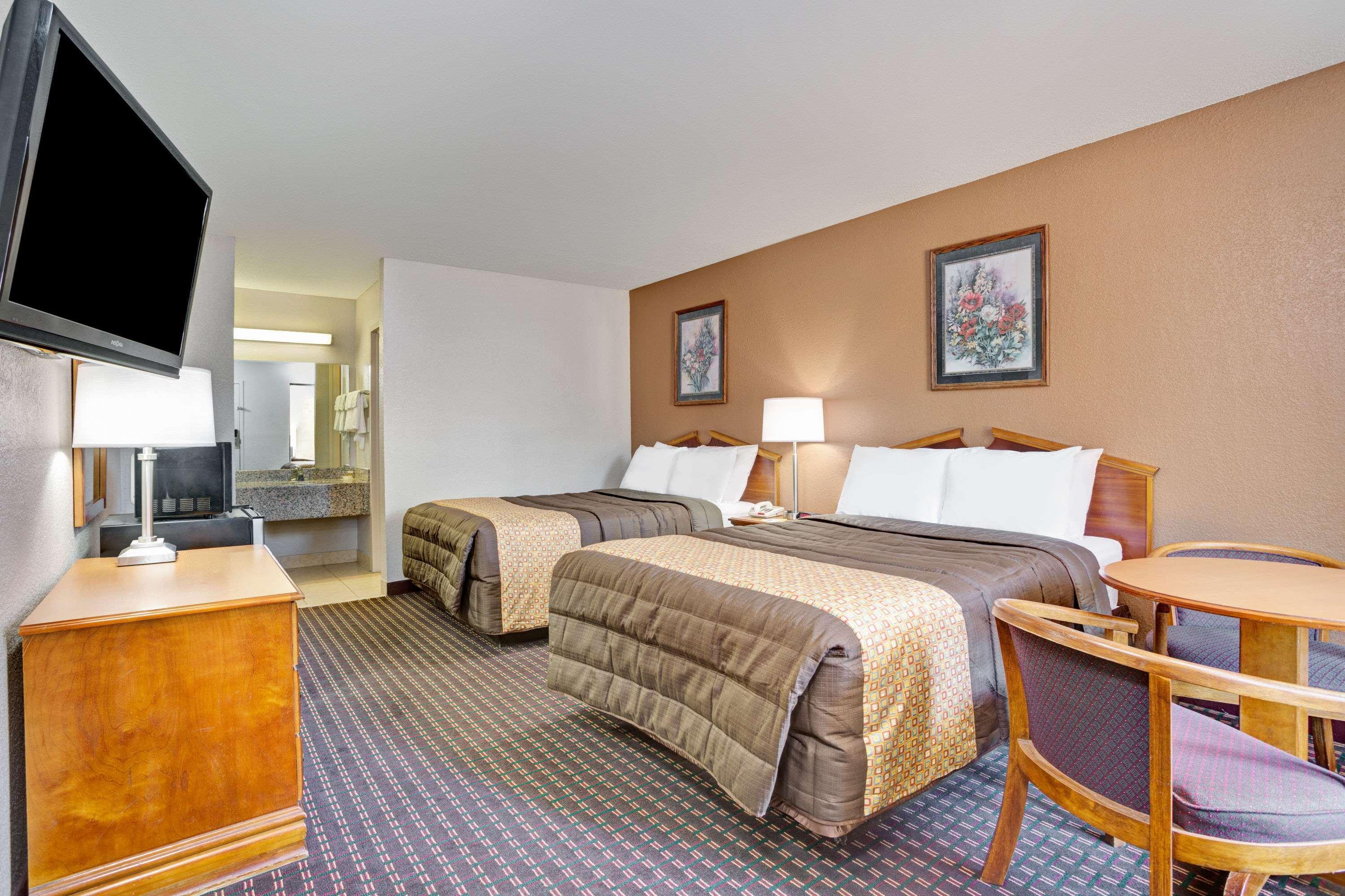 Days Inn By Wyndham Hernando Buitenkant foto
